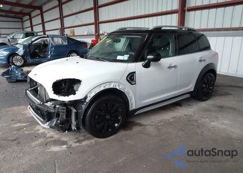 2017 Mini Countryman Cooper S из США, поврежденный, VIN WMZYT5C30H3D79673